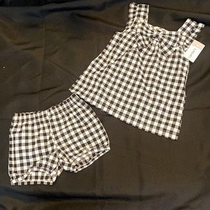 NWT Carters baby girl 2T short set black and white gingham